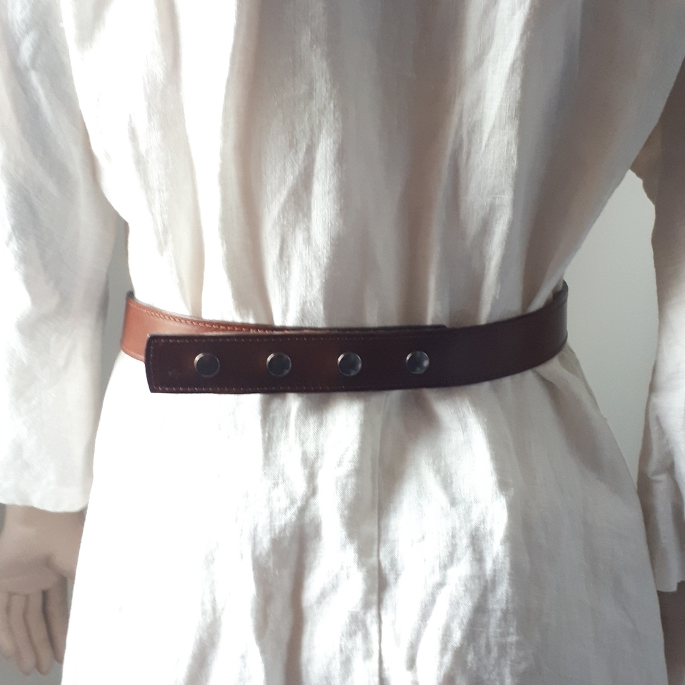 Classic Horse Bit Leather Belt - Picture 4 of 13